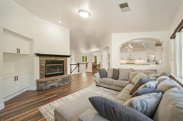9090 Orchid Shade Dr, El Dorado Hills, CA 95762