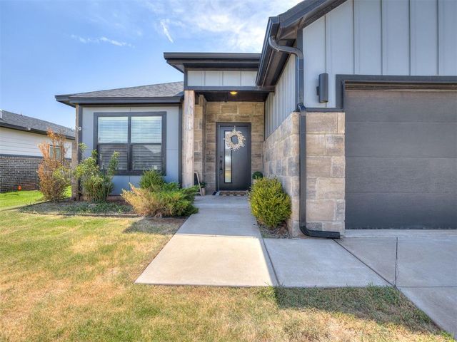 8104 NW NW 151st Circle, Edmond, OK 73013