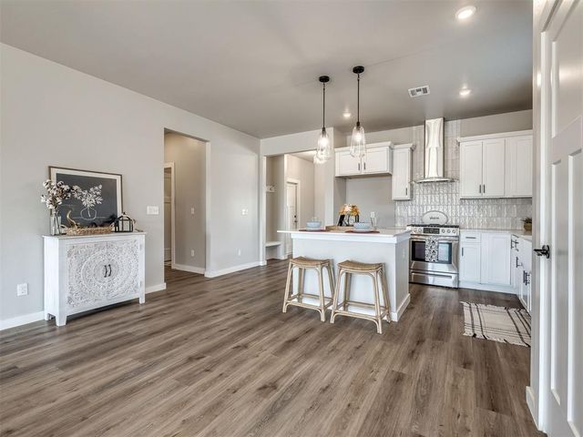 8104 NW NW 151st Circle, Edmond, OK 73013