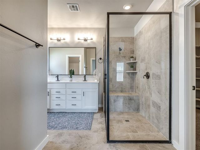 8104 NW NW 151st Circle, Edmond, OK 73013