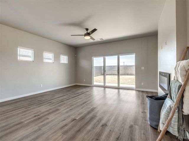 8104 NW NW 151st Circle, Edmond, OK 73013