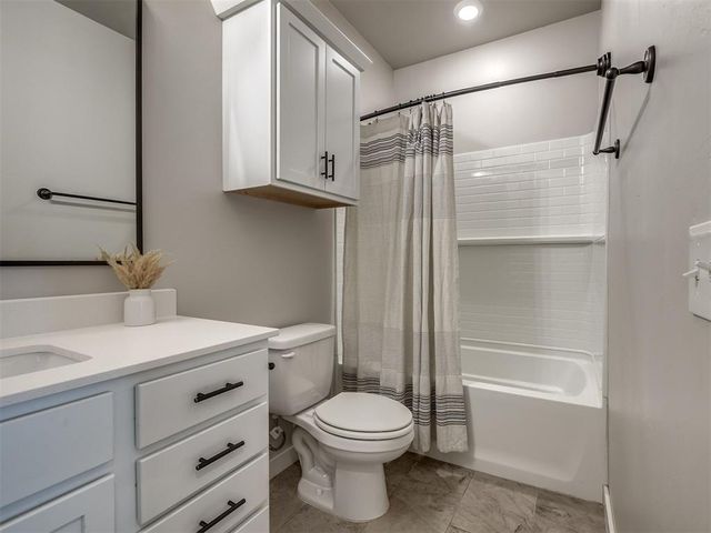 8104 NW NW 151st Circle, Edmond, OK 73013