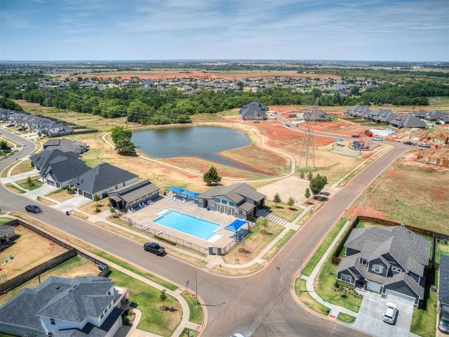 8104 NW NW 151st Circle, Edmond, OK 73013