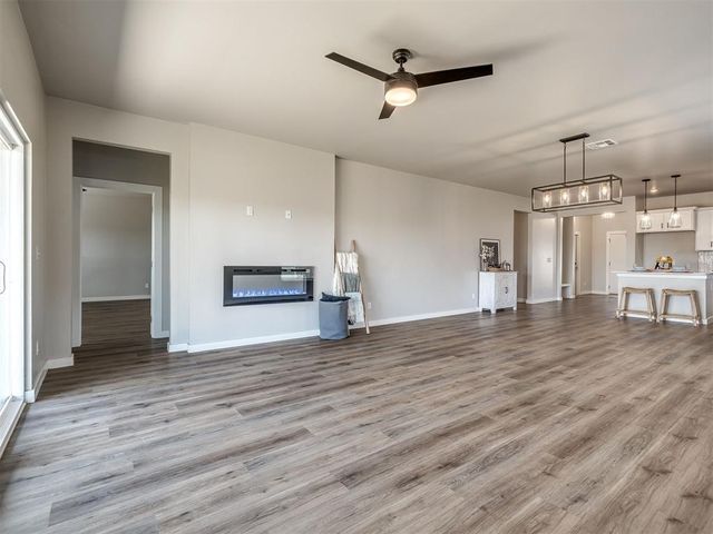 8104 NW NW 151st Circle, Edmond, OK 73013