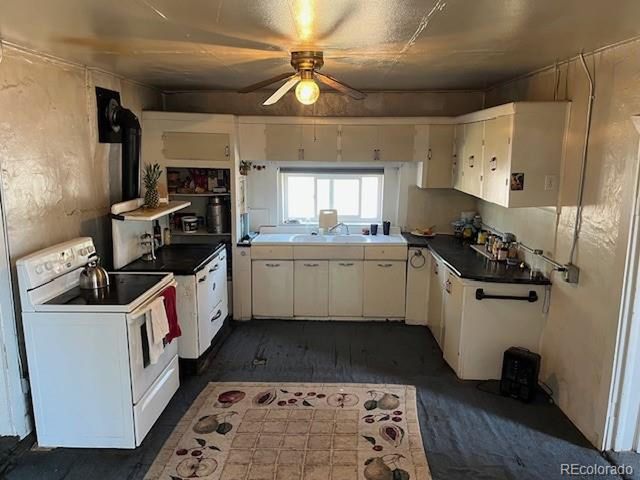 518 Trinchera St, San Luis, CO 81152