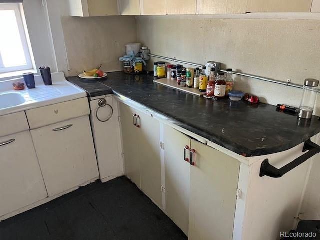 518 Trinchera St, San Luis, CO 81152