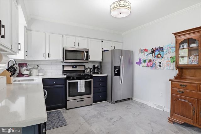 115 POPLAR ST, Manchester, PA 17345