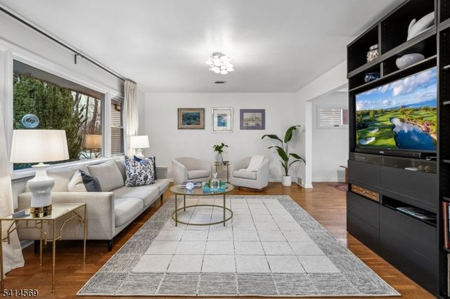 398 Grove St, Montclair Twp., NJ 07043