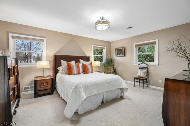 398 Grove St, Montclair Twp., NJ 07043