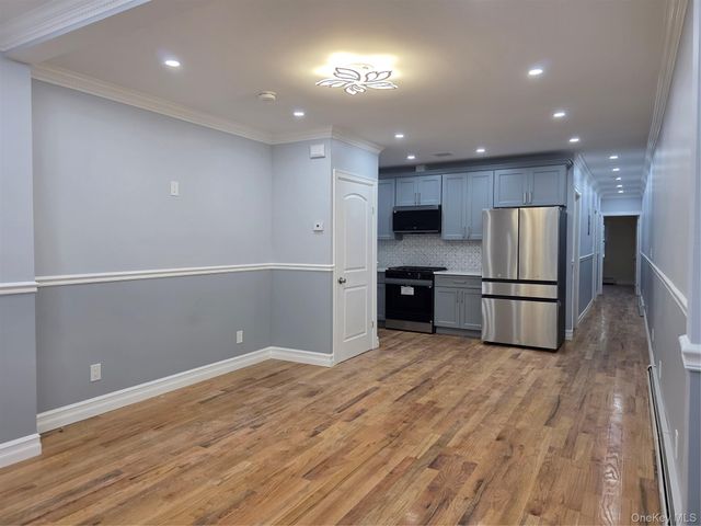 91-12 Park Lane S 1, Woodhaven, NY 11421