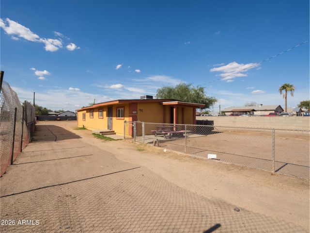 742 W BROADWAY Road, Phoenix, AZ 85041