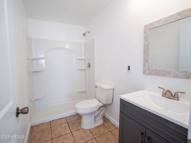 742 W BROADWAY Road, Phoenix, AZ 85041