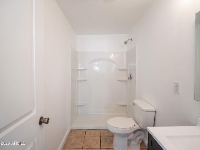 742 W BROADWAY Road, Phoenix, AZ 85041