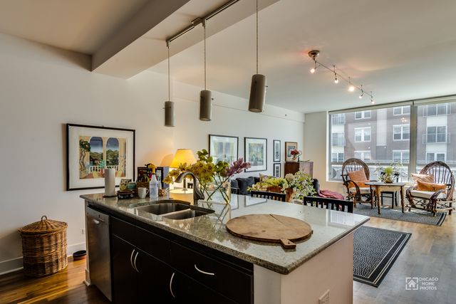 525 KEDZIE Avenue 503, Evanston, IL 60202