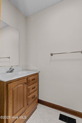 95 Quail Run, Elizabeth City, NC 27909