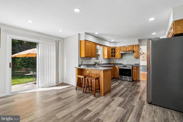 14312 PERRYWOOD DR, Burtonsville, MD 20866