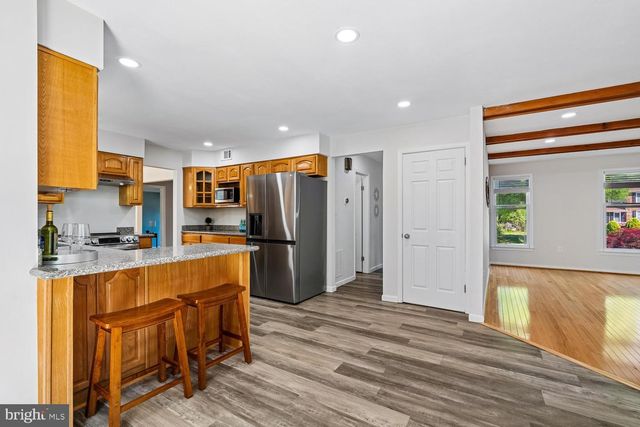14312 PERRYWOOD DR, Burtonsville, MD 20866