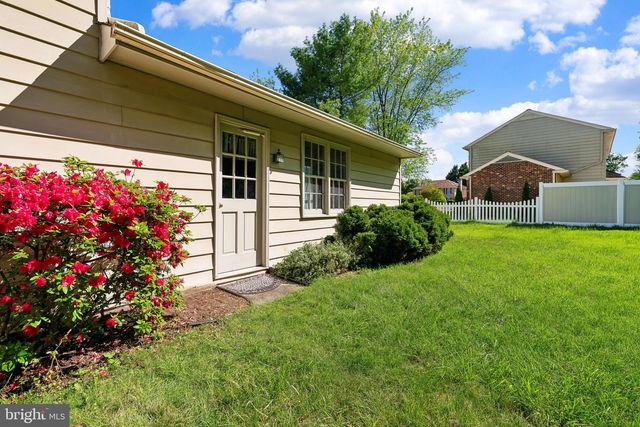 14312 PERRYWOOD DR, Burtonsville, MD 20866