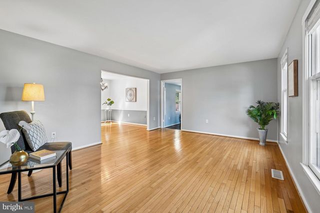 14312 PERRYWOOD DR, Burtonsville, MD 20866