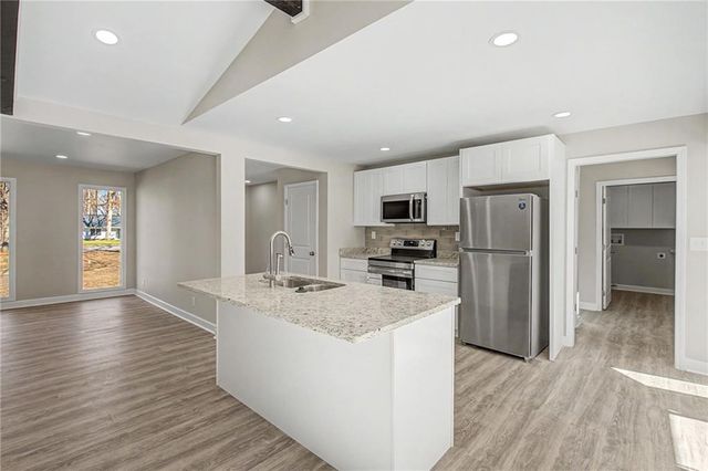 1244 Heritage Hills Circle, Snellville, GA 30078