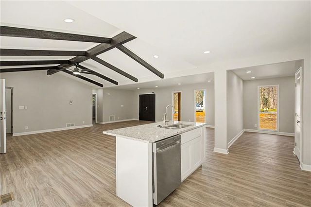 1244 Heritage Hills Circle, Snellville, GA 30078