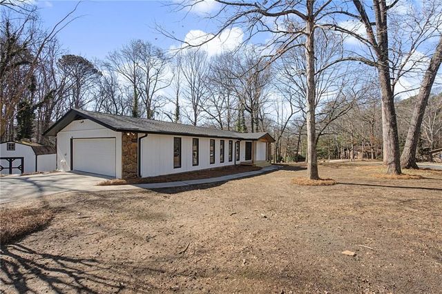 1244 Heritage Hills Circle, Snellville, GA 30078