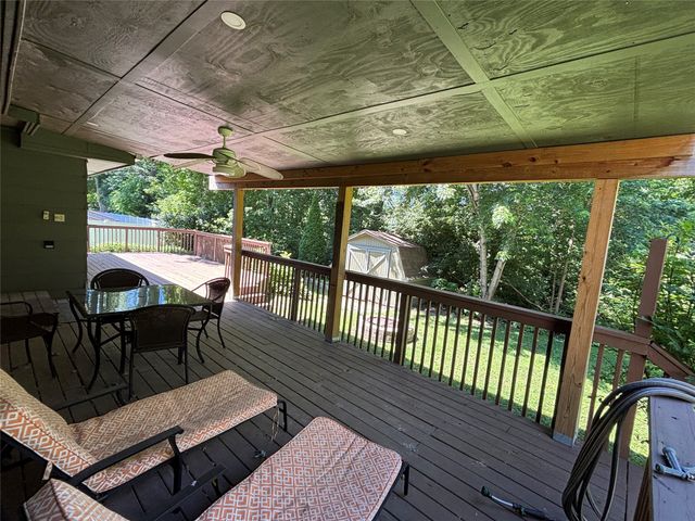 1622 NW 109th Street, Clive, IA 50325