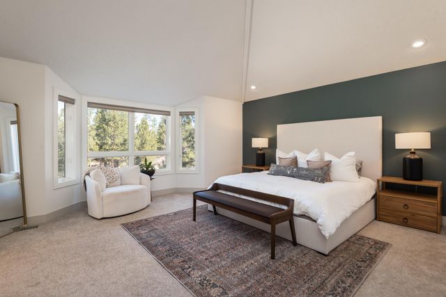 60012 Ridgeview Drive W, Bend, OR 97702