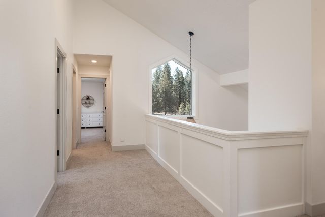 60012 Ridgeview Drive W, Bend, OR 97702