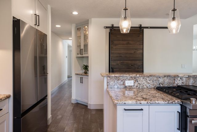 60012 Ridgeview Drive W, Bend, OR 97702