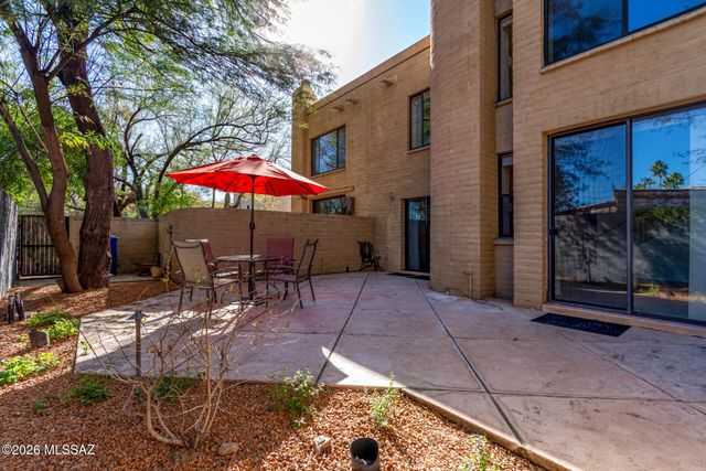 2914 E Sierra Vista Road, Tucson, AZ 85716