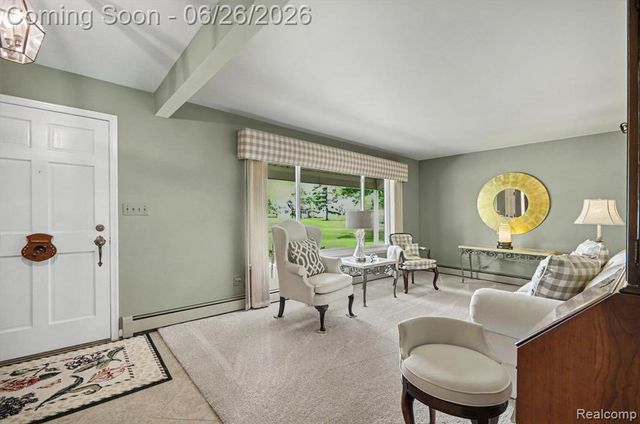 24474 Springbrook Drive, Farmington, MI 48336