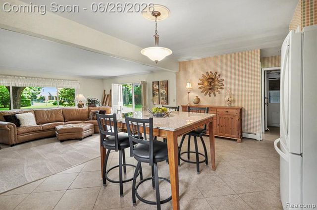 24474 Springbrook Drive, Farmington, MI 48336
