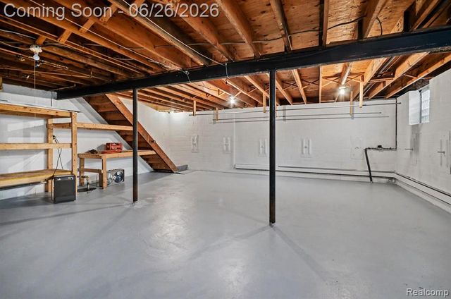 24474 Springbrook Drive, Farmington, MI 48336