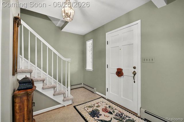 24474 Springbrook Drive, Farmington, MI 48336