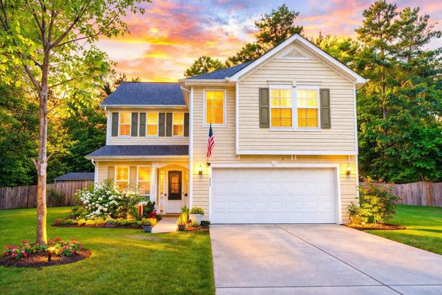 813 Lecture Drive, Ladson, SC 29456
