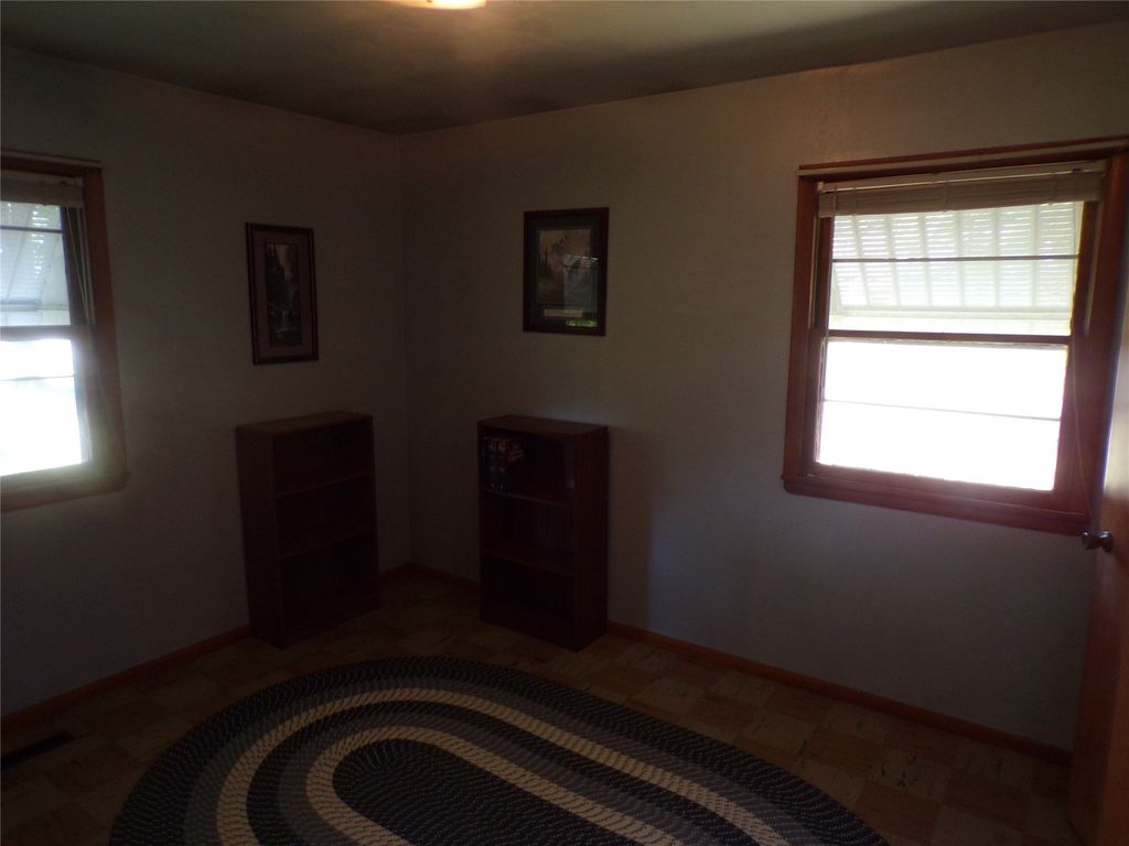 Image 15 of property listing at 315 E Wisconsin Street, Chippewa Falls, WI 54729