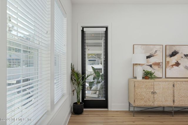 28 WOODBAY Court, St. Johns, FL 32259