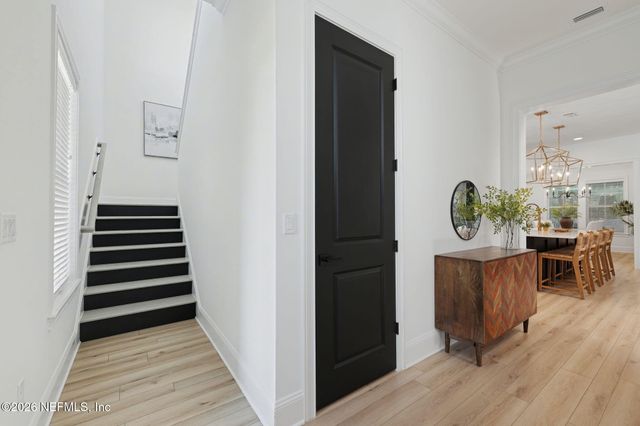 28 WOODBAY Court, St. Johns, FL 32259