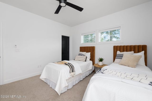 28 WOODBAY Court, St. Johns, FL 32259