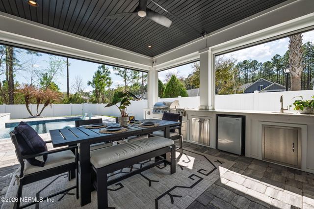 28 WOODBAY Court, St. Johns, FL 32259