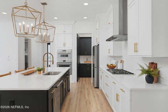 28 WOODBAY Court, St. Johns, FL 32259