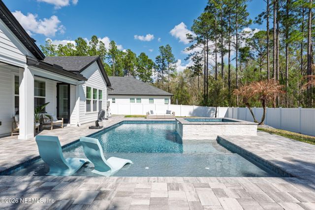 28 WOODBAY Court, St. Johns, FL 32259