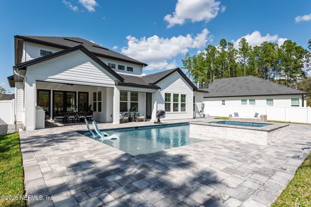 28 WOODBAY Court, St. Johns, FL 32259
