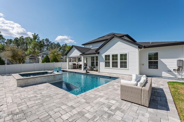 28 WOODBAY Court, St. Johns, FL 32259
