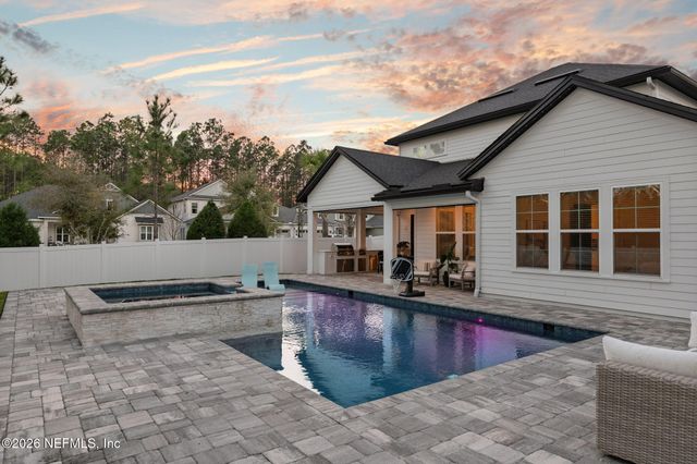 28 WOODBAY Court, St. Johns, FL 32259