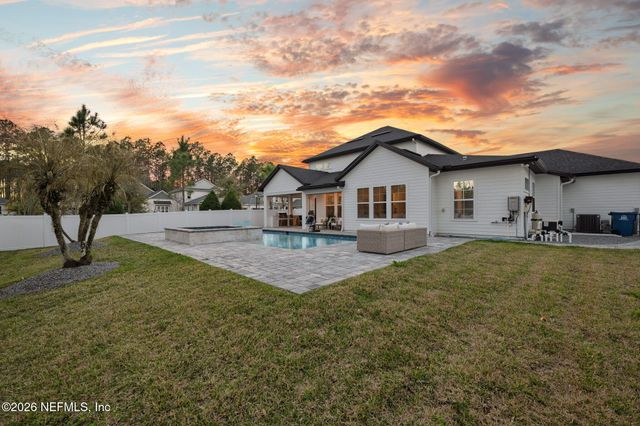 28 WOODBAY Court, St. Johns, FL 32259