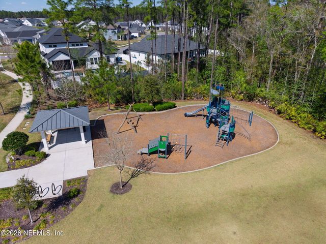 28 WOODBAY Court, St. Johns, FL 32259