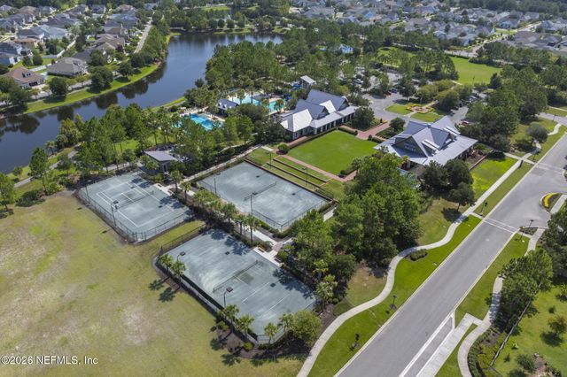 28 WOODBAY Court, St. Johns, FL 32259