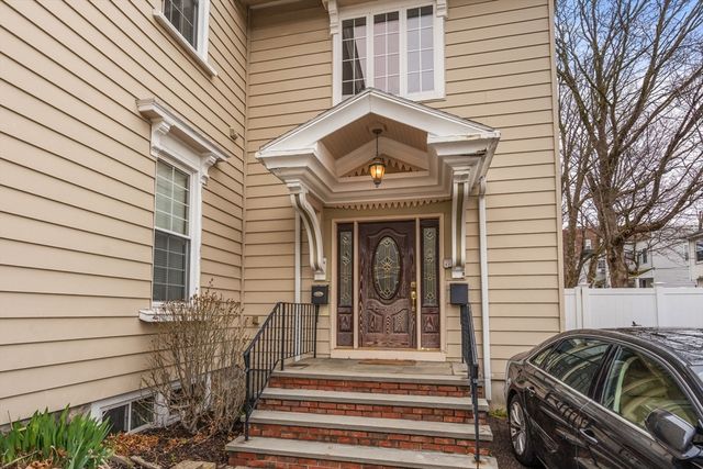 62 Winthrop St 2, Boston, MA 02119